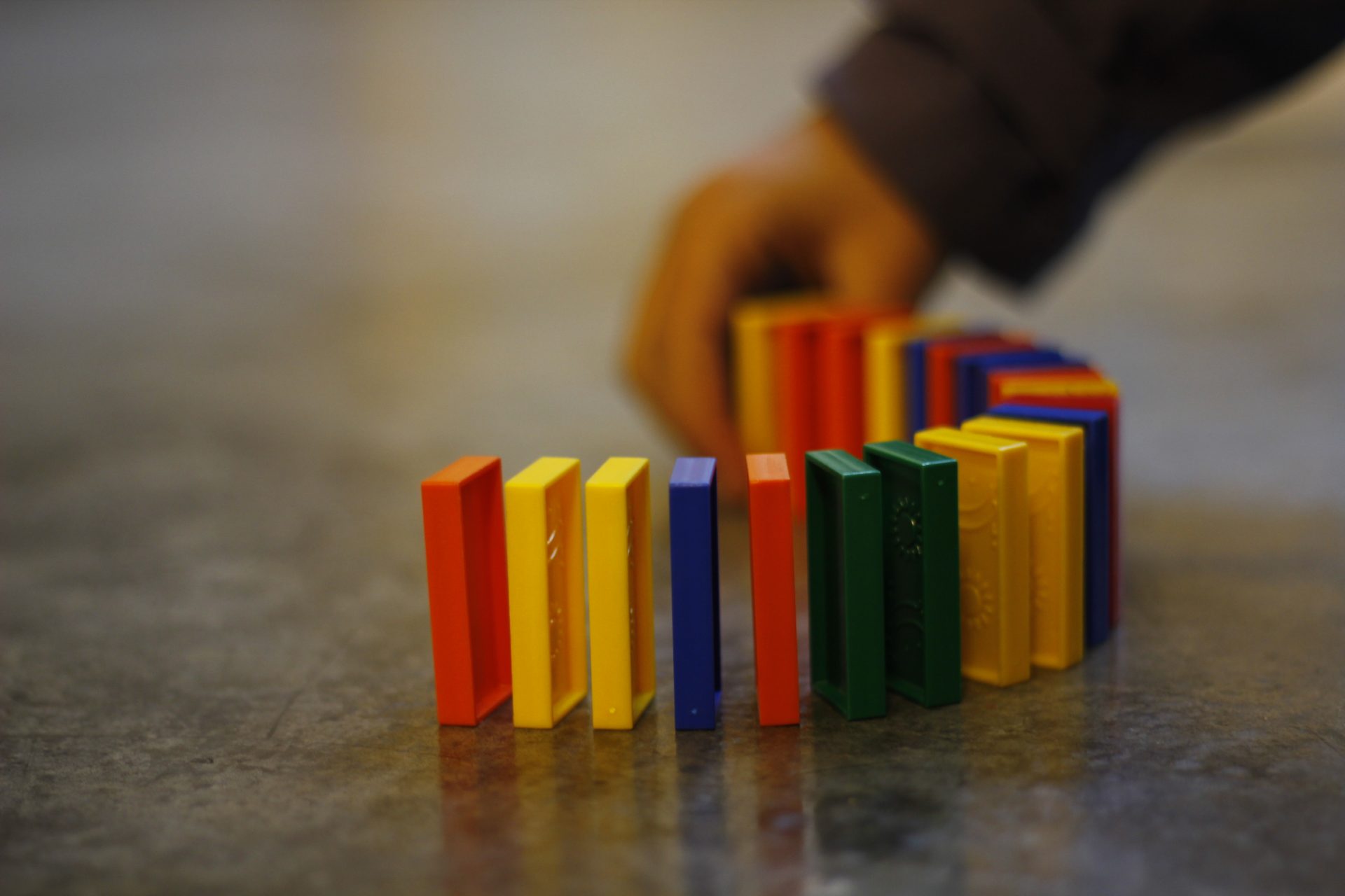 بازی، بازی ها، مدرسه مهرتابان